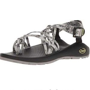Chaco zx3 sandal size 8